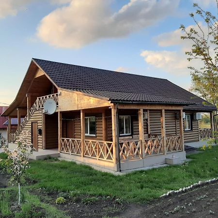 Гостьовий Дім На Герцена Guest Hous On Gertsena Hotel Novhorod-Siverskyi Ngoại thất bức ảnh